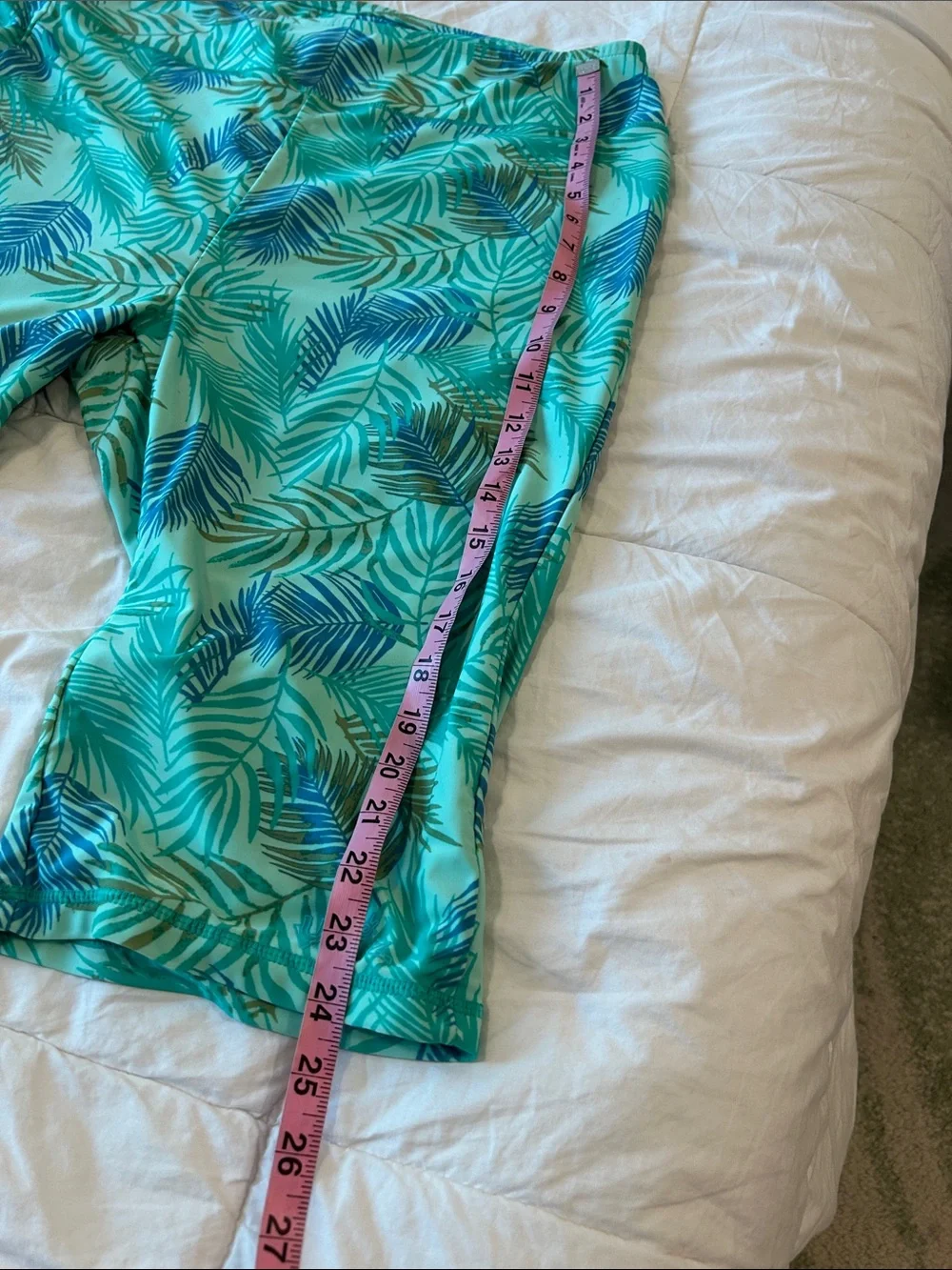 UV Skinz Tropical Leaf Capri Leggings
